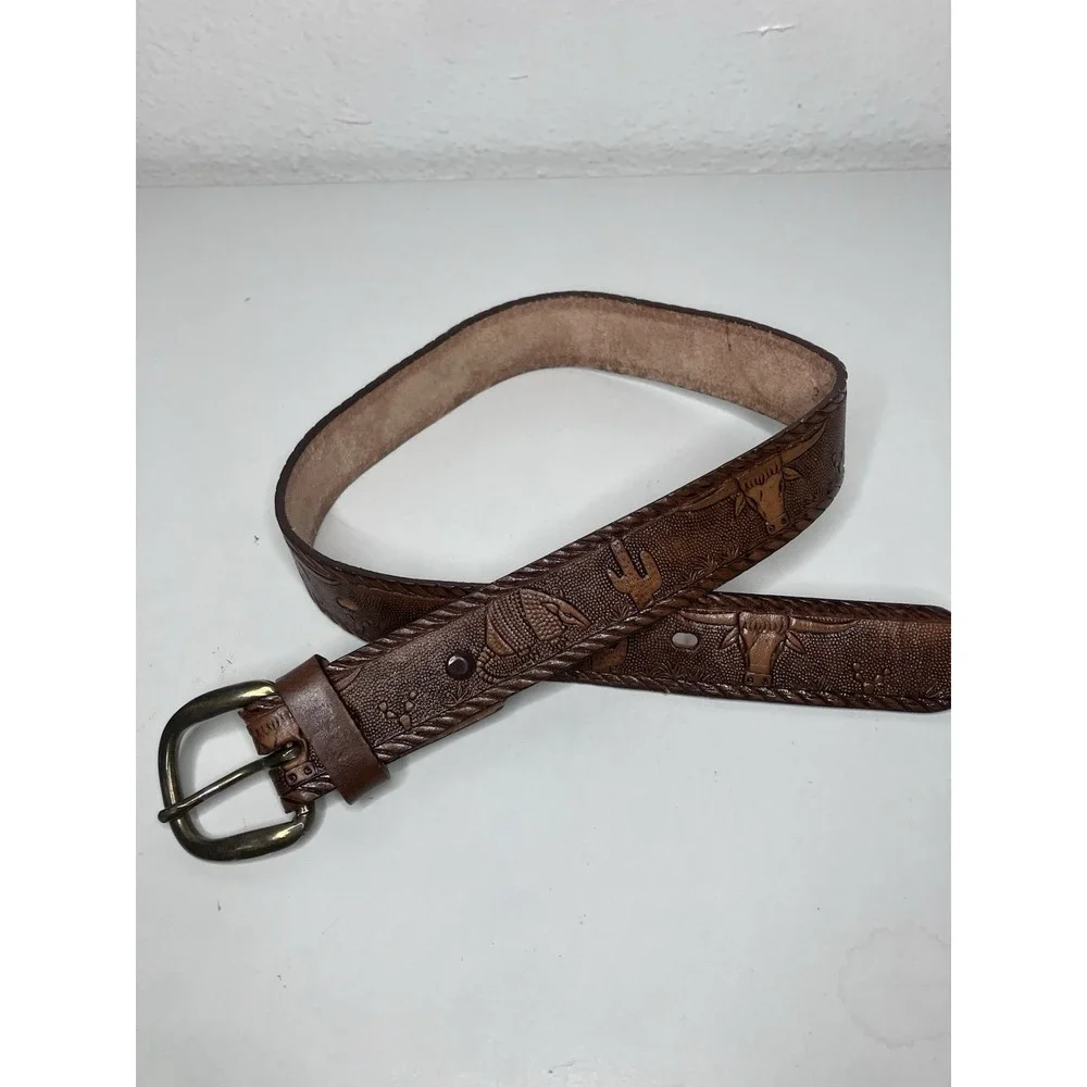 Vintage Brown Western Playful Wildlife Embossed Leather Belt Cowhide Leather 22